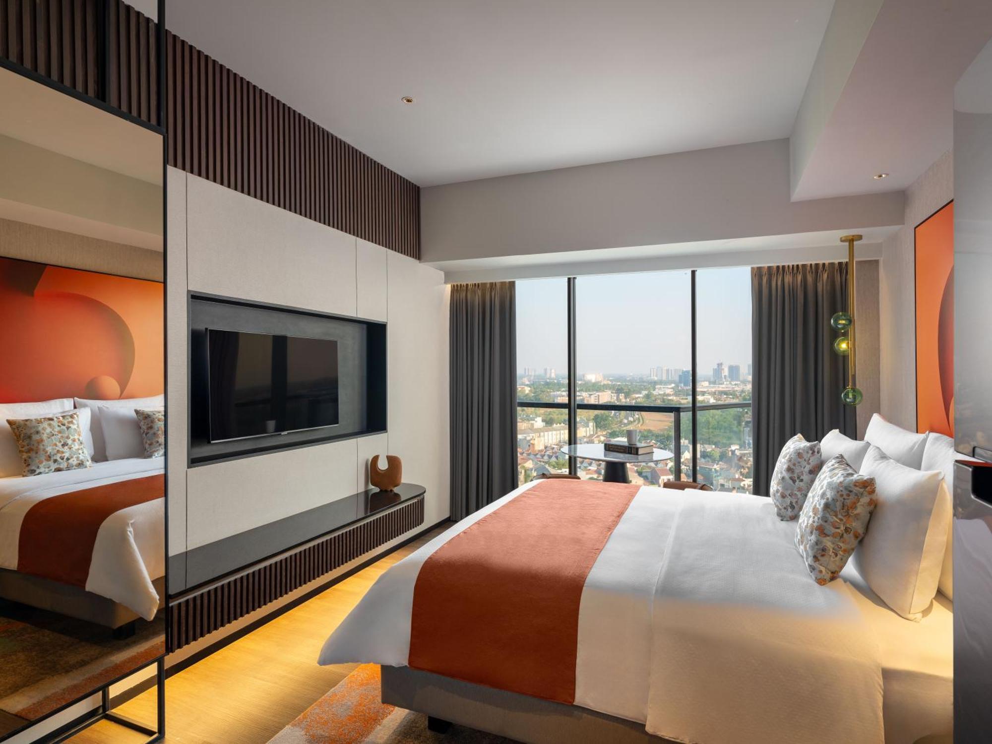 Herloom & Bsd Hotel